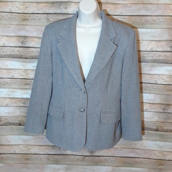 Pendleton 100% Wool Herringbone Gray‎ Suit 12/14P - Picture 2 of 7